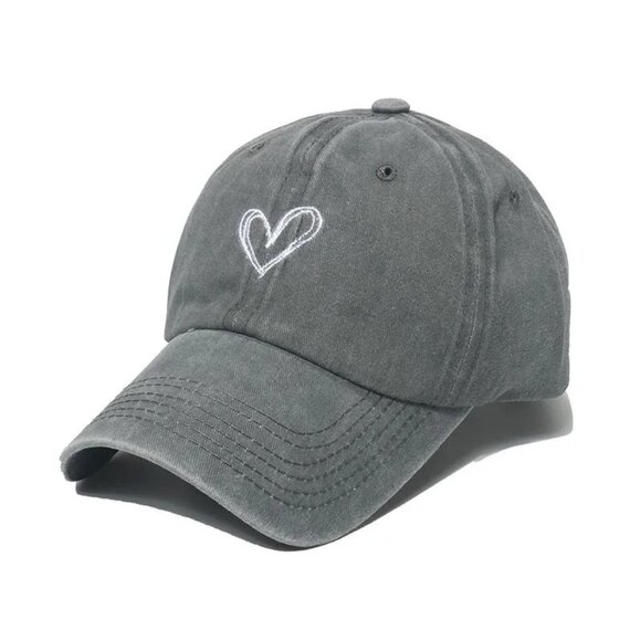 Syrios Gifts Accessories - Gray Vintage Heart Embroidered Baseball Cap Adjustable Washed Dad Hat Unisex